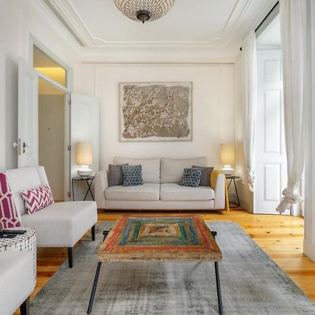 Whome Luxury Stay In Prime Location W/ Ac, Lift & Private Patio Лісабон Екстер'єр фото