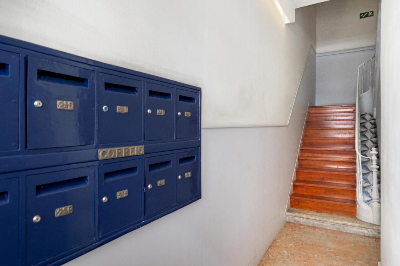 Whome Luxury Stay In Prime Location W/ Ac, Lift & Private Patio Лісабон Екстер'єр фото